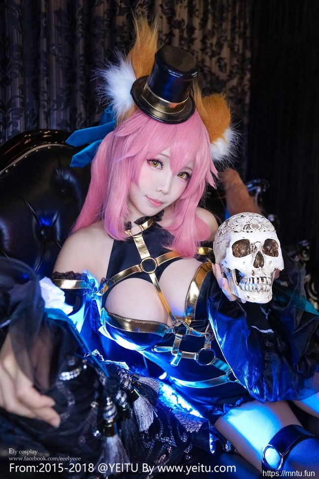 ElyEE子黑丝美腿COS装扮Fate-Extra魔术师玉藻前