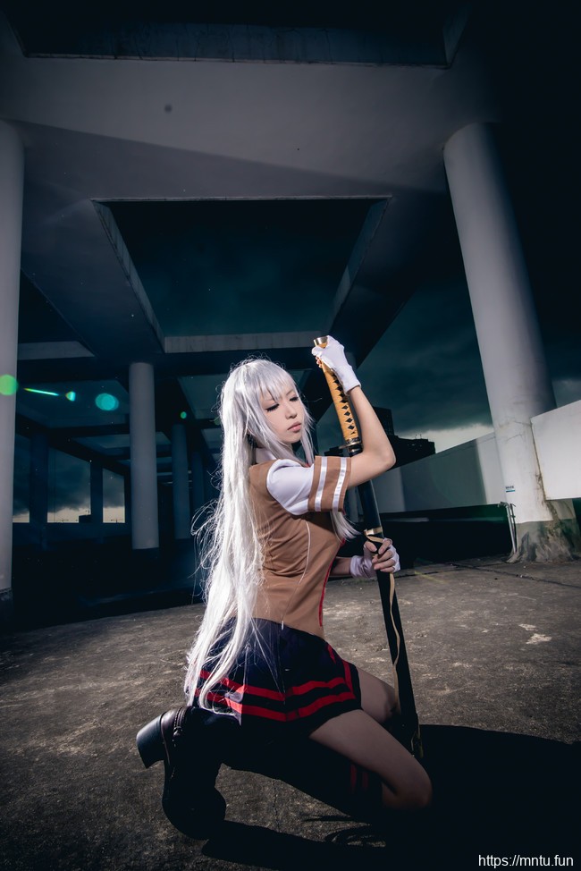 [足控福利]青青子w COS扮演一骑当千赵云子龙