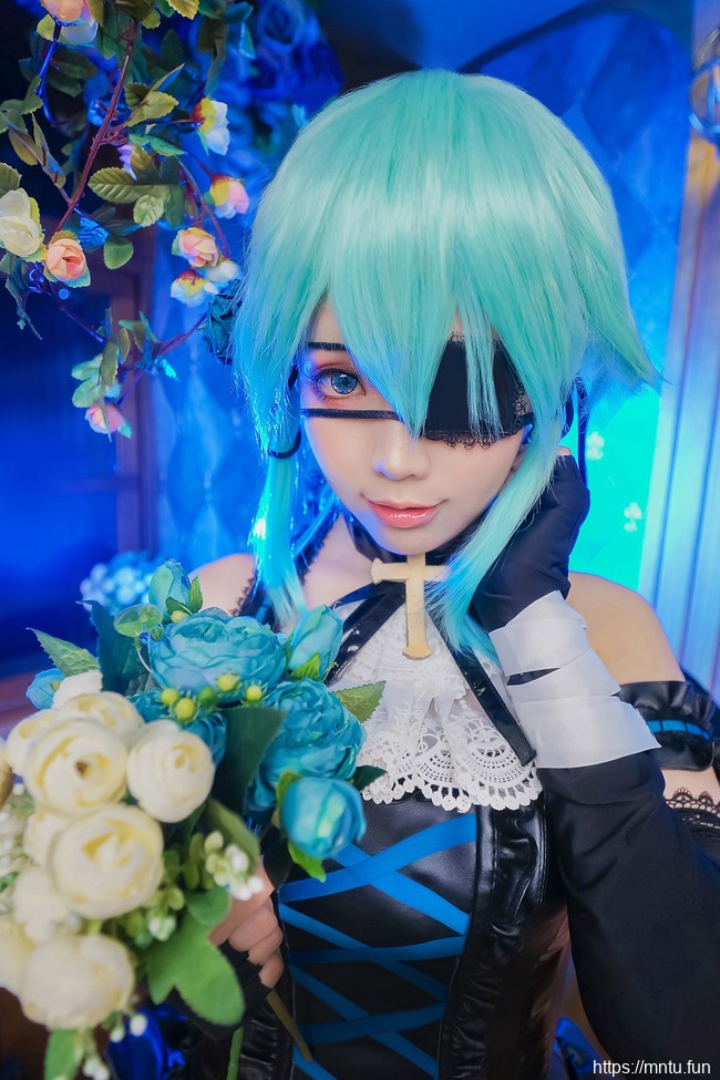 台湾萌系美少女ElyEE子COS刀剑神域哥特风朝田诗乃