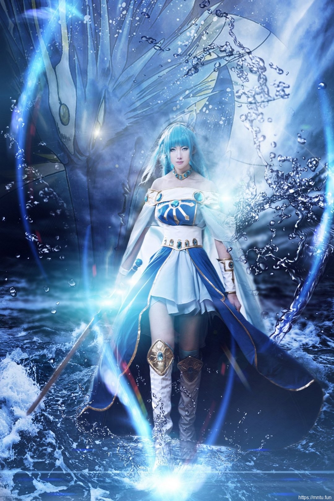 蓝色长发美女cosplay魔法骑士吊带龙啸海