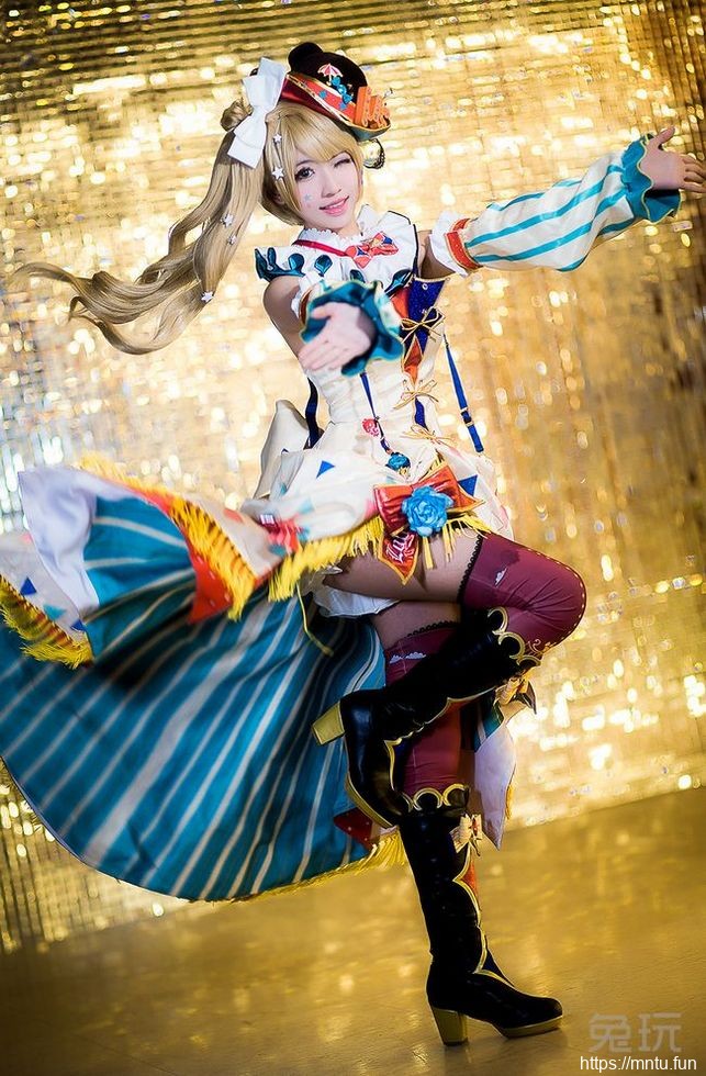 性感美少女鳗鱼霏儿Cosplay动漫人物惹人喜爱