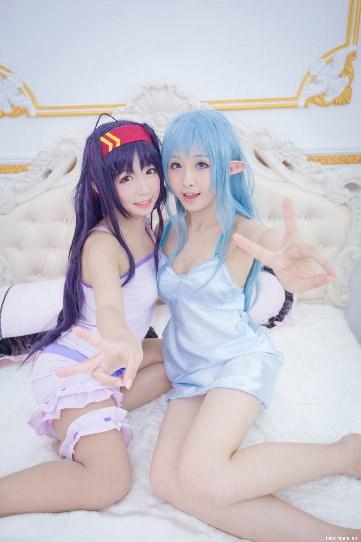 白皙美少女Cosplay白皙身材让人喷血