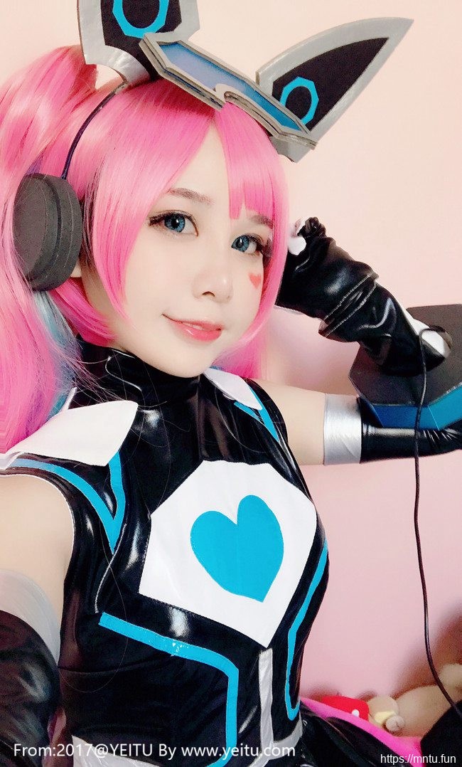 萌系萝莉Karumi鹿米COS王者荣耀少女黑客安琪拉