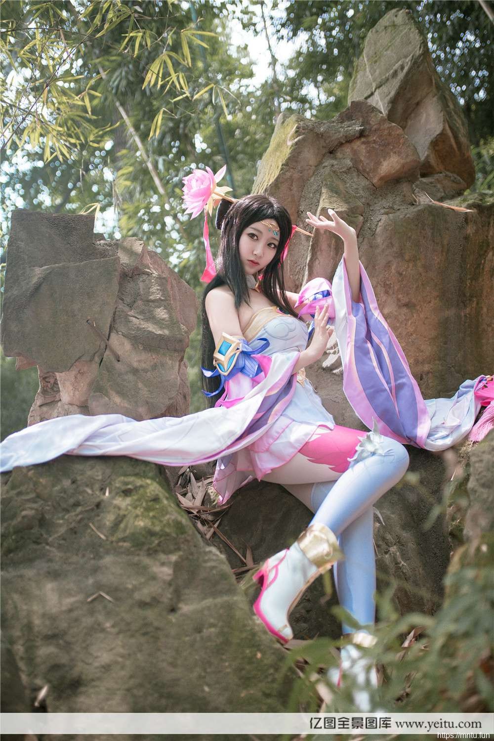 性感美女黑川COSPLAY王者荣耀貂蝉