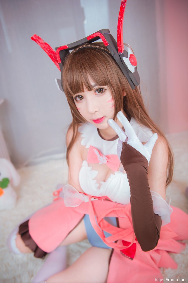 巨乳萝莉cos守望先锋魔法少女D.Va写真福利图片