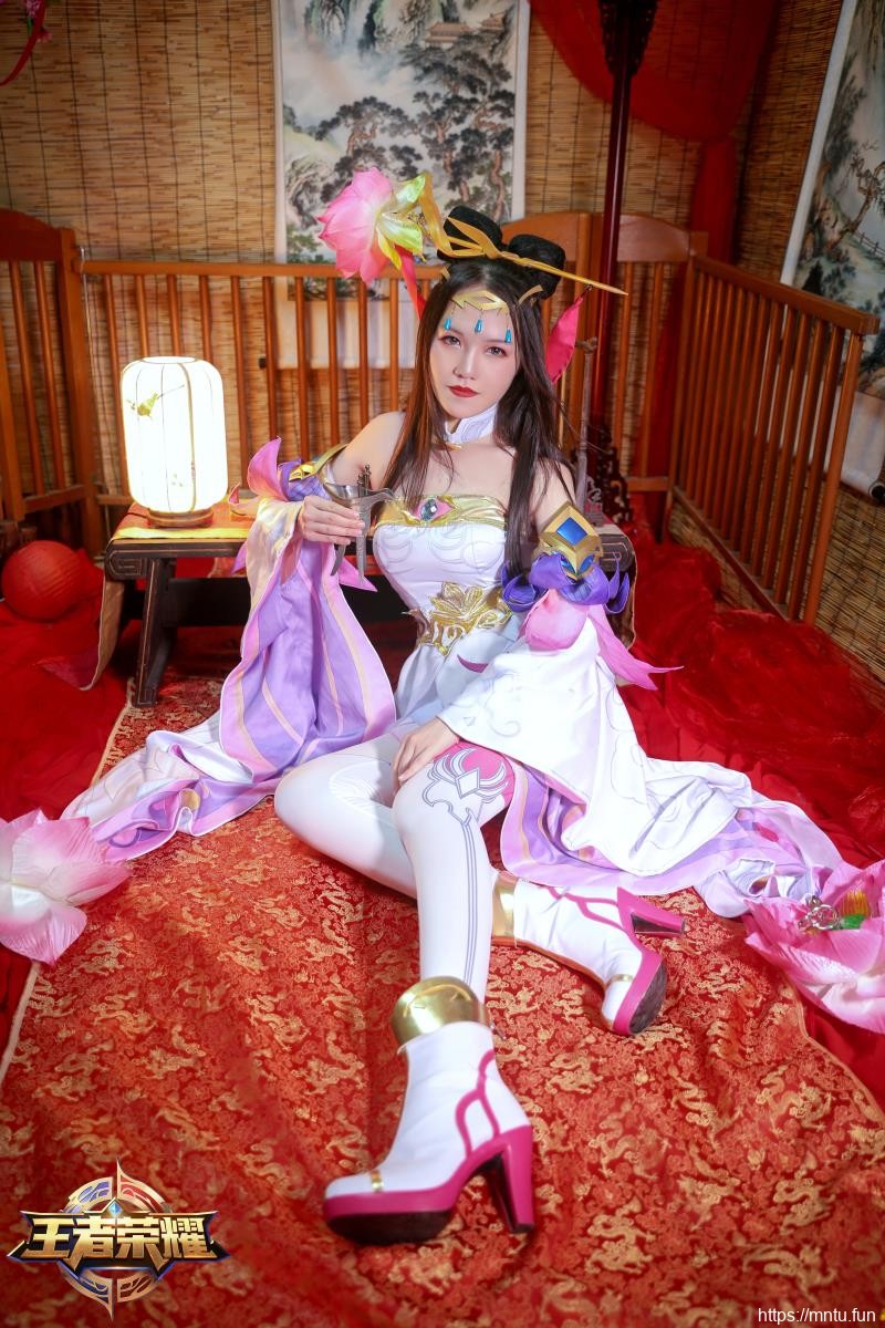 性感美女Jessica小注COS王者荣耀貂蝉绝世舞姬