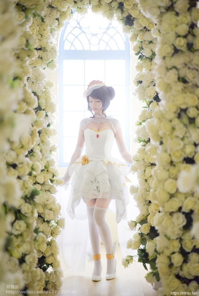 清萌学生妹脸脸酱种蘑菇COS王者荣耀纯白花嫁小乔