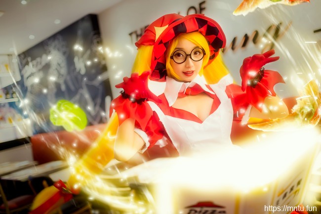 爆乳萝莉cos王者荣耀安琪拉喷血福利写真