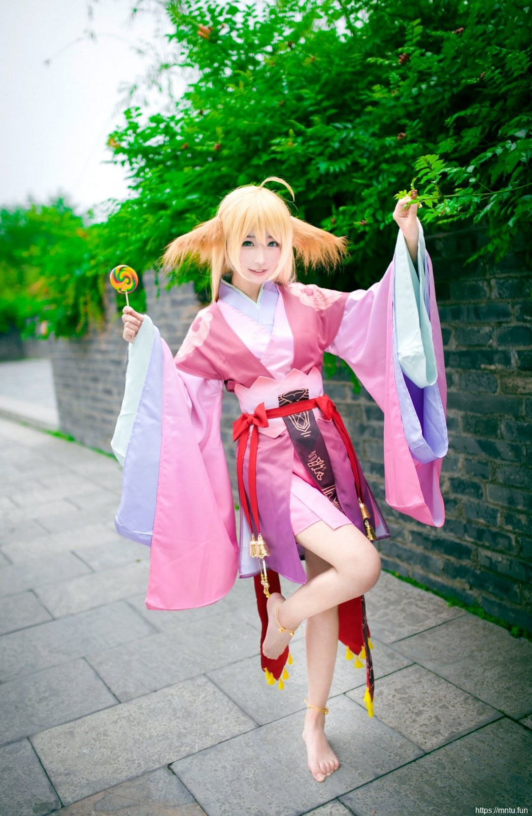 和服美女cosplay小狐妖涂山苏苏白皙诱人