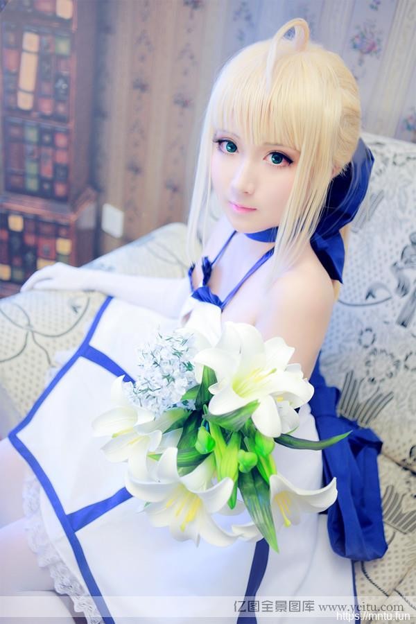 白皙大眼萌妹子萝莉唯美cosplay