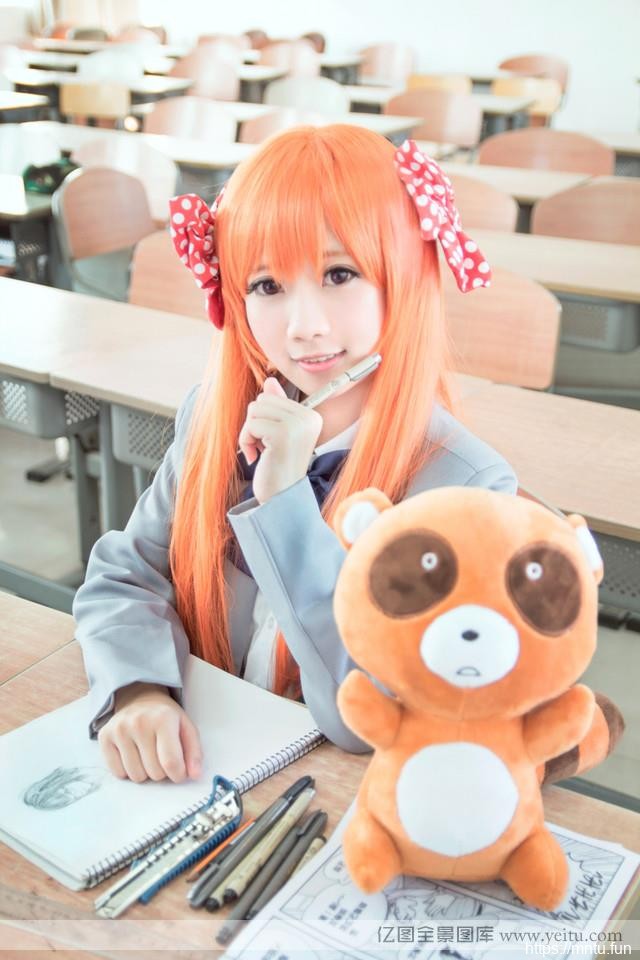 美少女学生妹浪漫cosplay写真