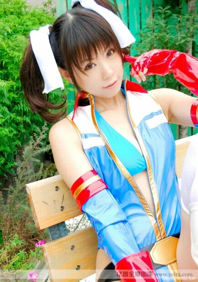 性感美女高清诱惑酥胸cosplay