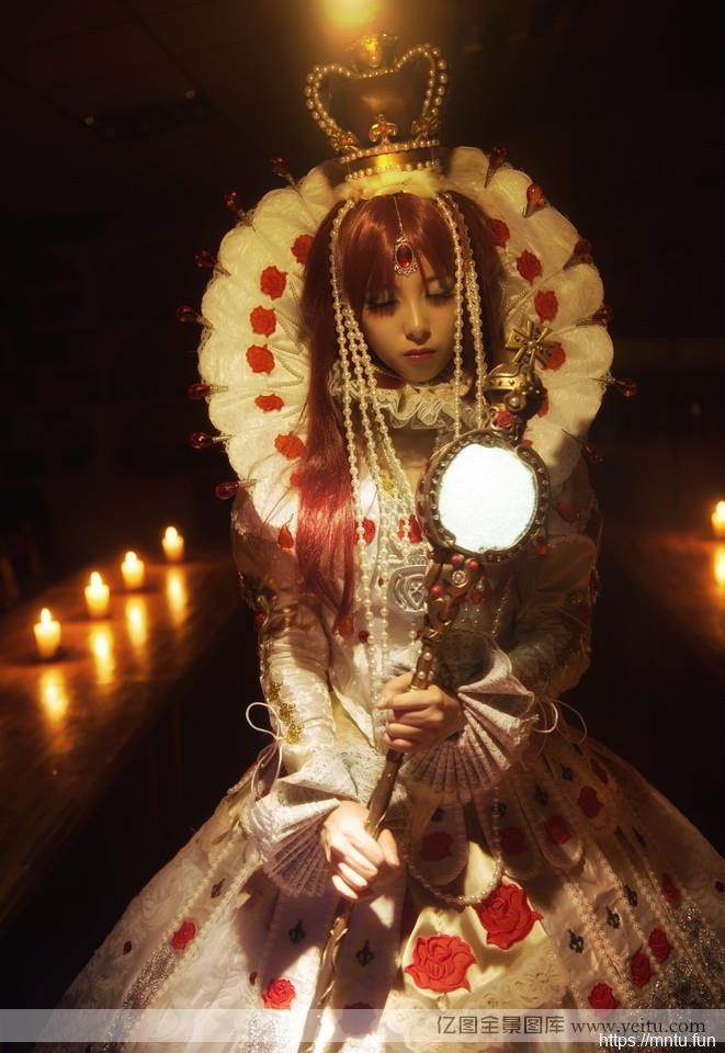 气场女王美艳cosp网上cosplaylay写真拍摄