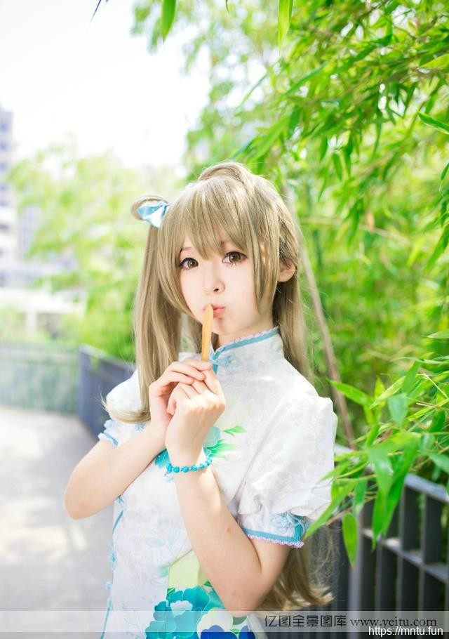 清纯可超级cosplay爱白皙美少女cosplay