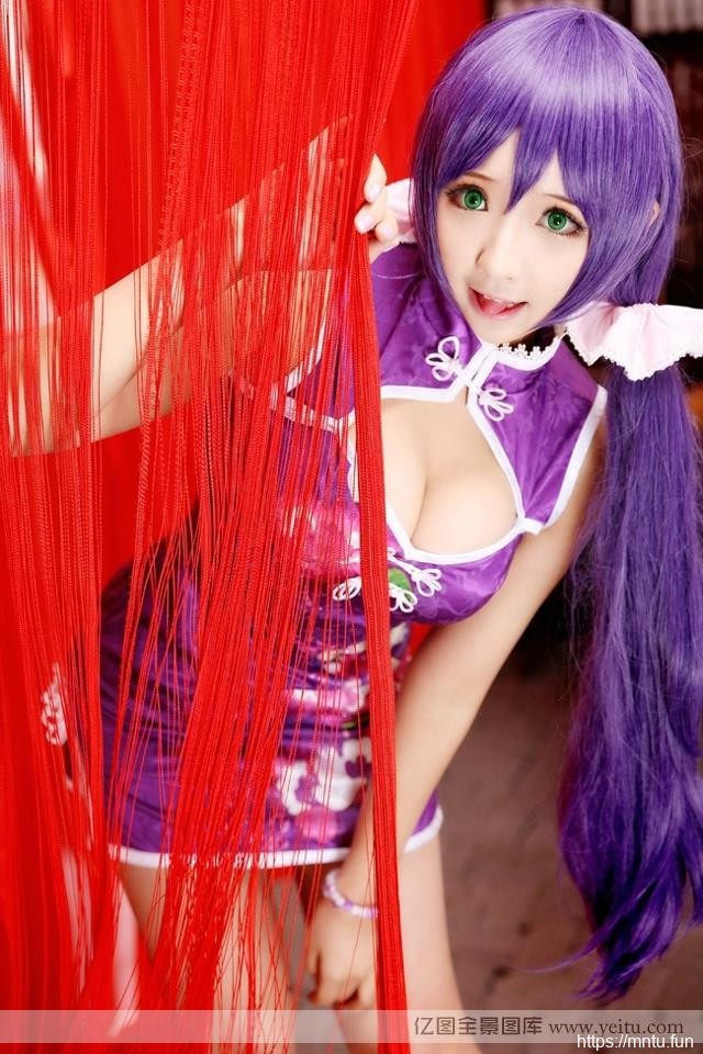 巨乳萝莉东条cosplay大全希旗袍COS照