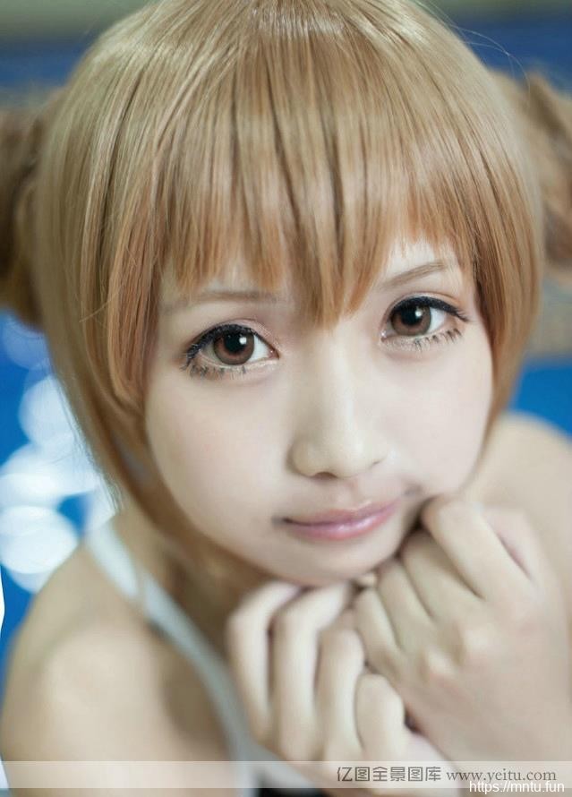 超萌妹子泳装高清coscosplay控play图片