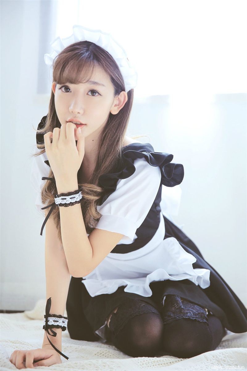 性感美女陈潇XiaoerCJ20cosplay美图15COS女仆装角色扮演绝色清纯美照