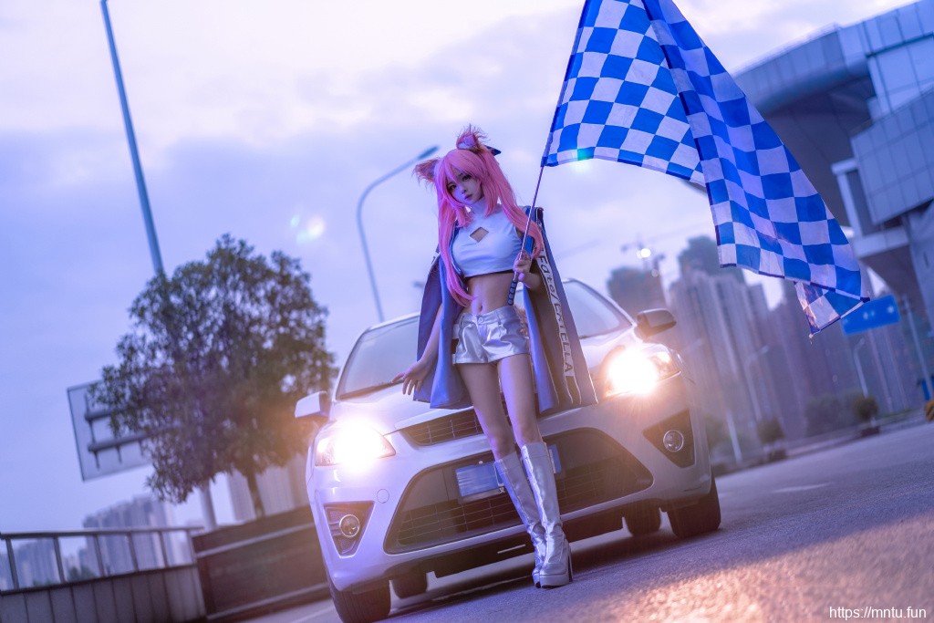 甜美赛车玉藻前cosplay美女写真图片