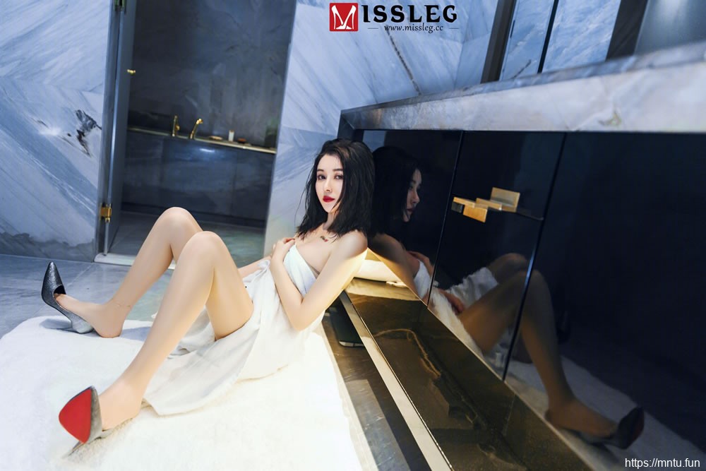 凯竹/廿十 《拉上难遮风情》 [蜜丝MISSLEG] N011