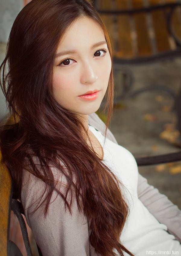 清纯少女照片长腿诱惑写真