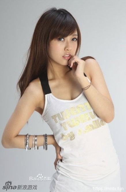 清纯宅男女神大元一组生活照曝光