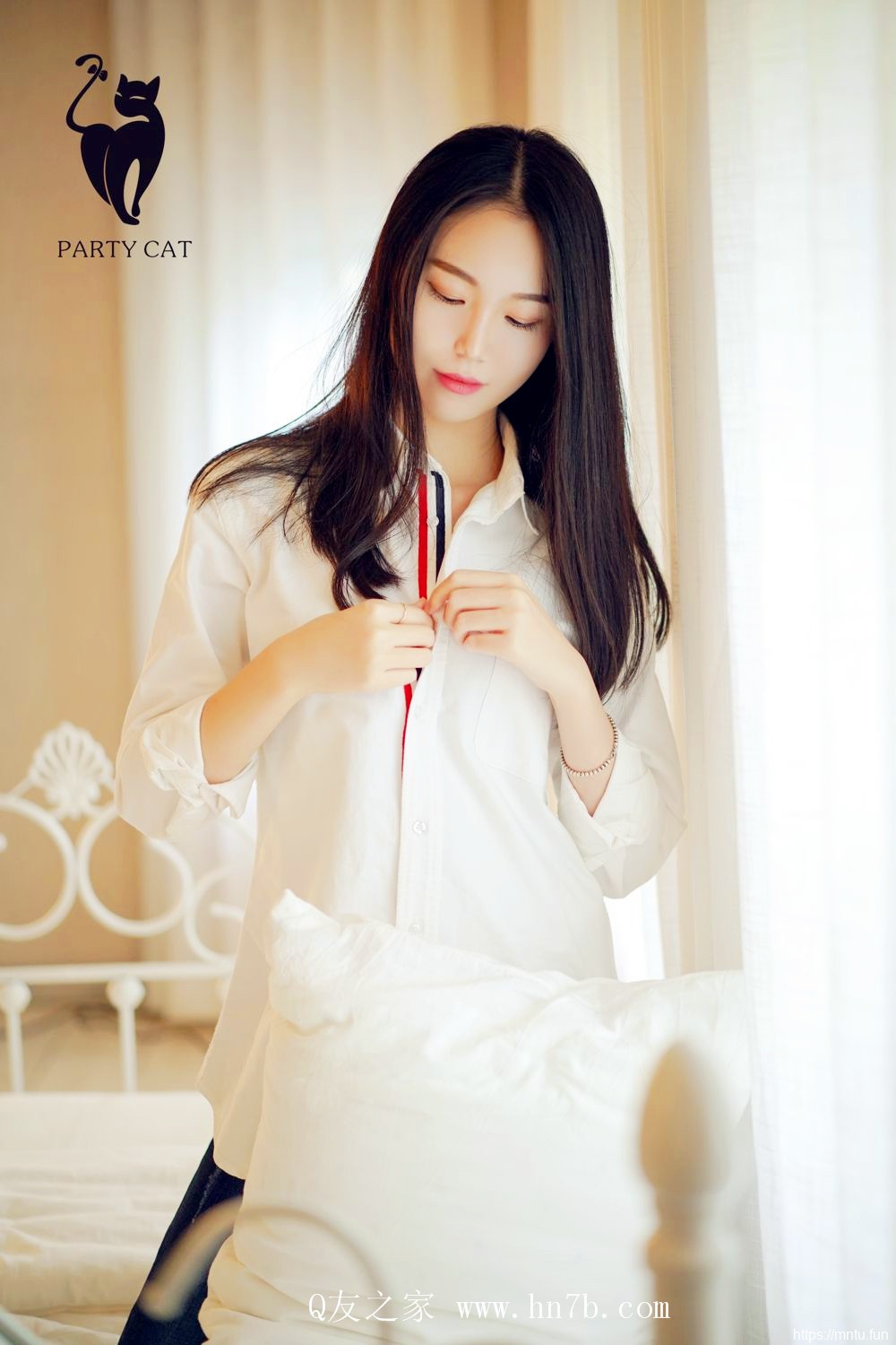 清纯甜美少女紫琪无遮挡人体艺术图片摄影