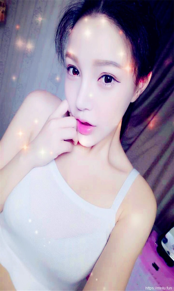 清纯小美女自拍图215期  怀念我们的青春啊