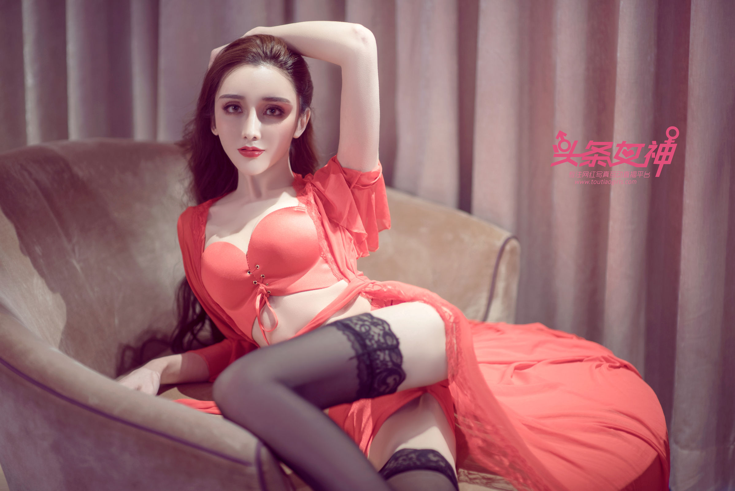 [Toutiaogirls头条女神] 阿依努尔瓦娅 – 公主恋人[21P]