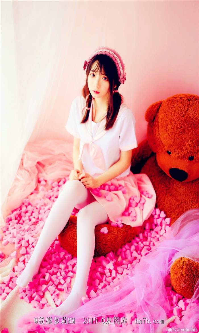 清纯美女成熟自拍照摄影粉红色的回忆