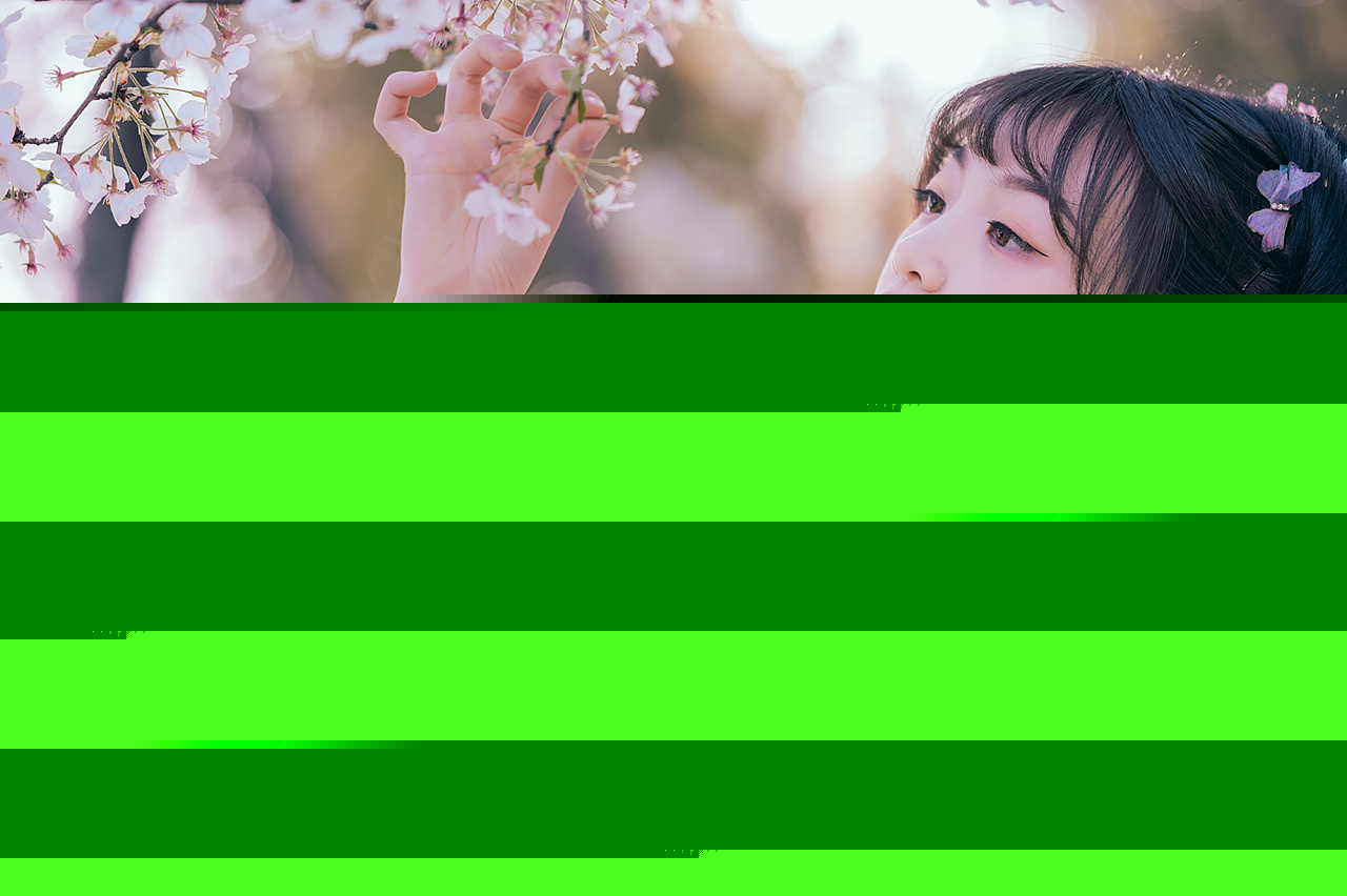 十里桃林里纤纤汉服少女唯美浪漫的古风摄影图片