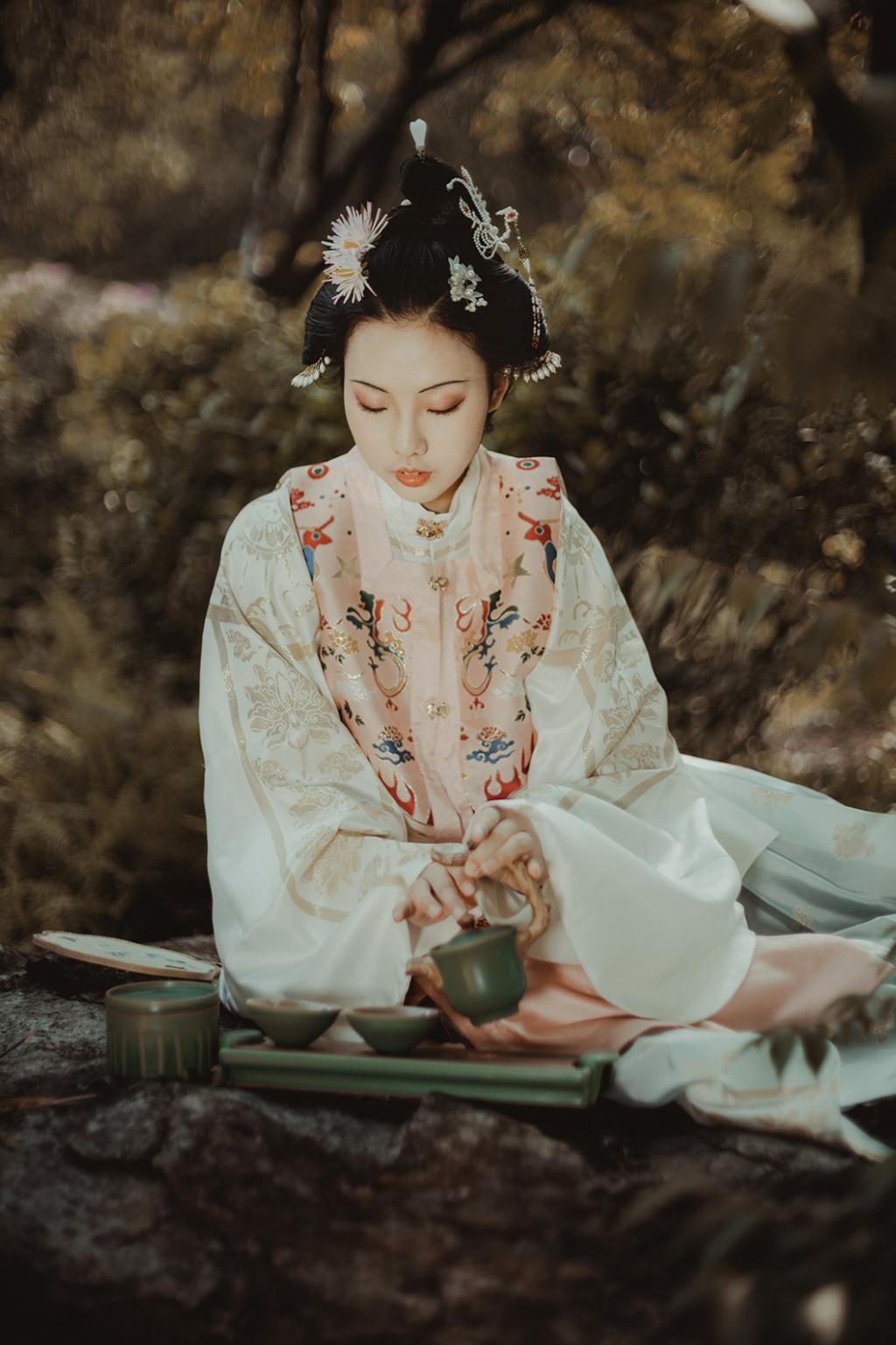 古装美人气质优雅端庄古风摄影