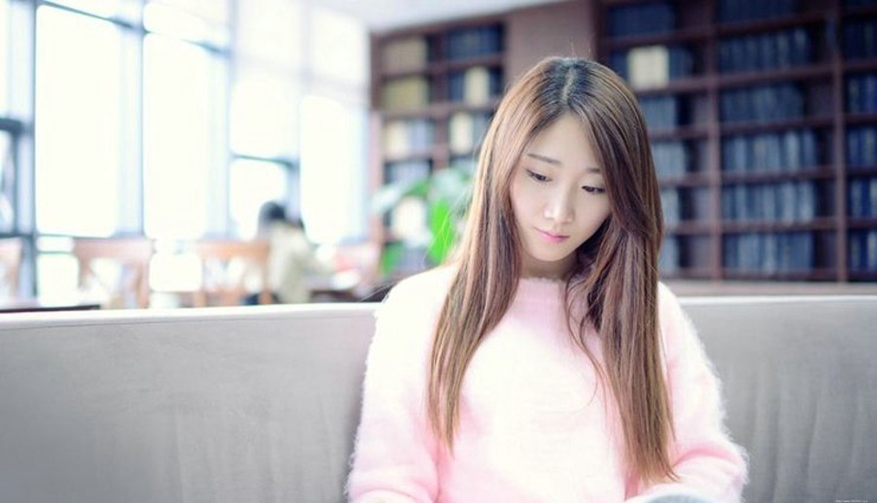 文艺小清新甜美校花美女可爱迷人写真