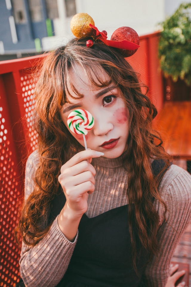 夏日棒棒糖少女小丑妆容浪漫搞怪阳光写真