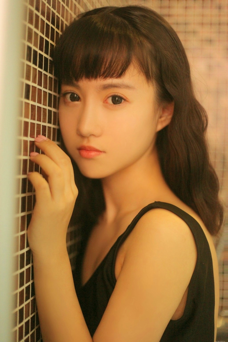 浴室内的死库水少女漂亮精致脸蛋