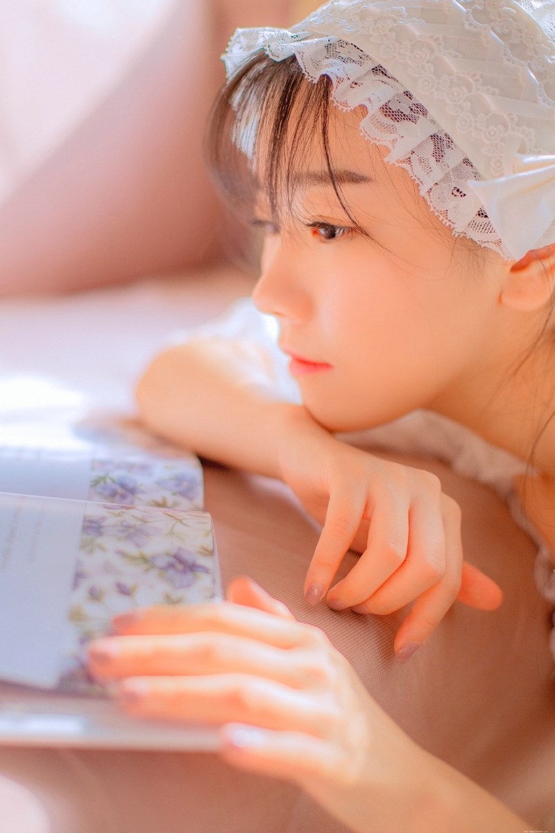 软萌少女私房文艺娇美迷人写真