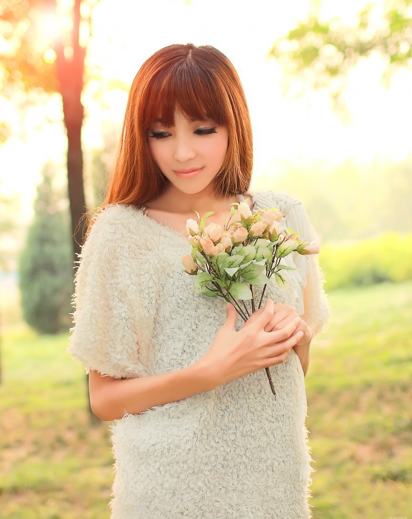 沐浴在夕阳下的小仙女阳光清新唯美动人