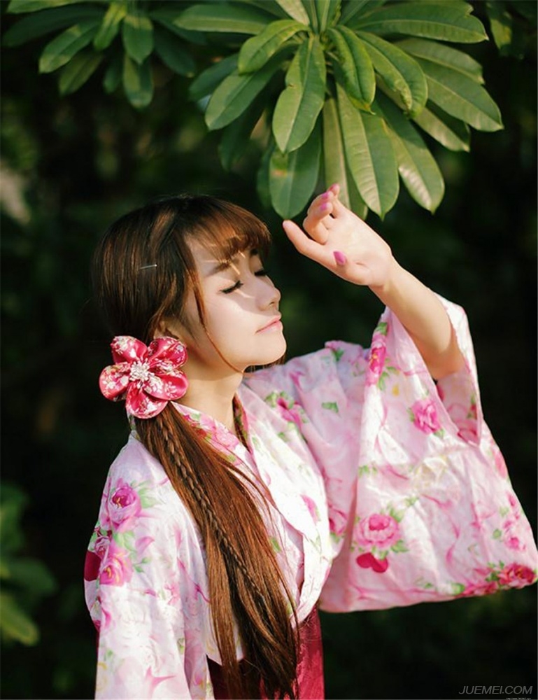 清新阳光的少女与和服的唯美写真