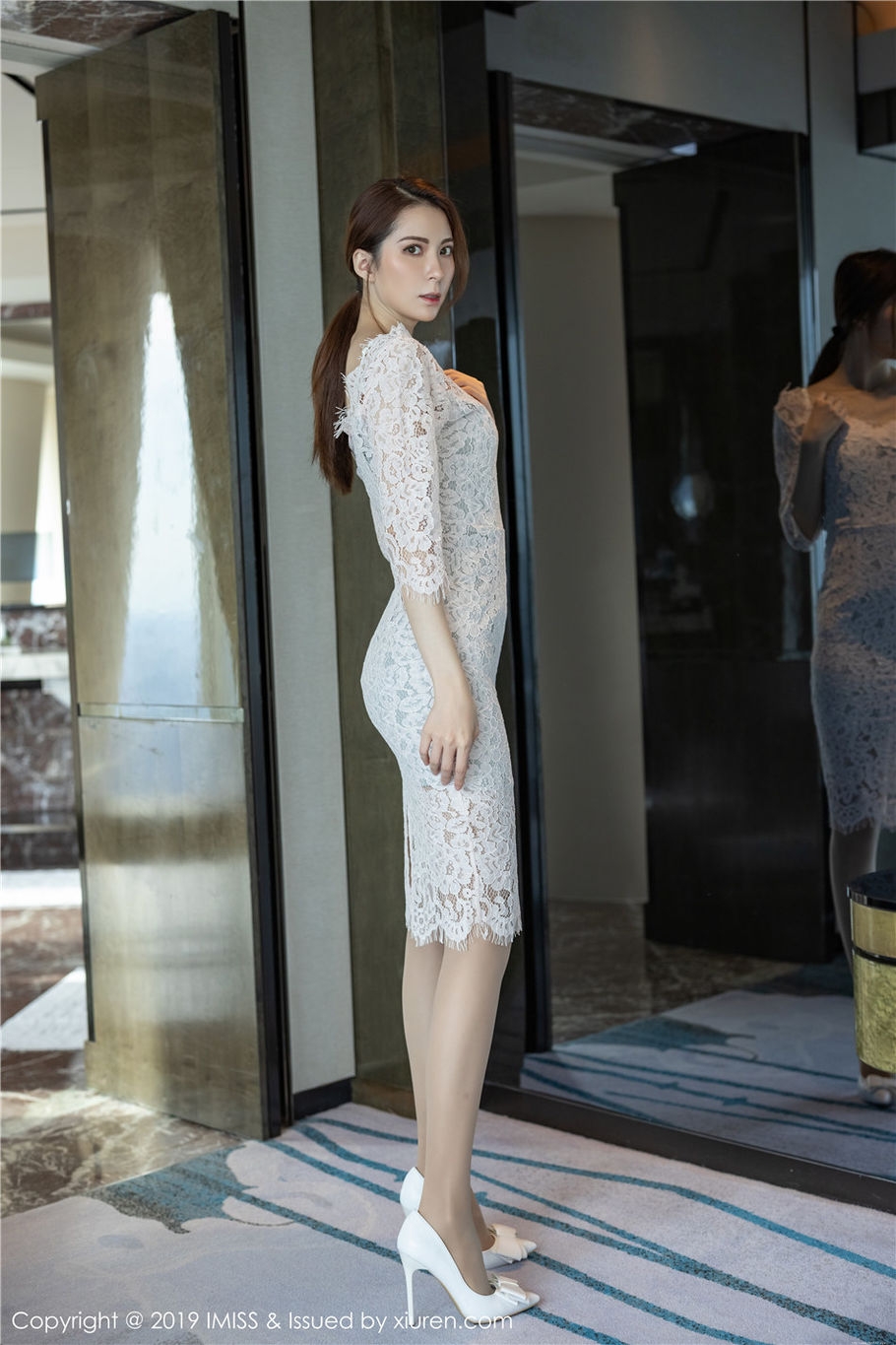 内衣嫩模carry美乳长腿性感私拍图片