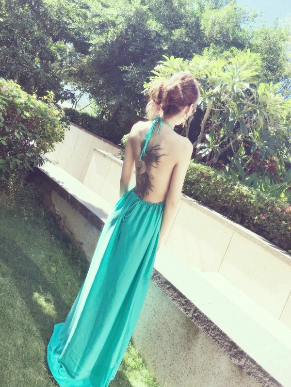 性感内衣妩媚美女美背翘臀曲线火辣