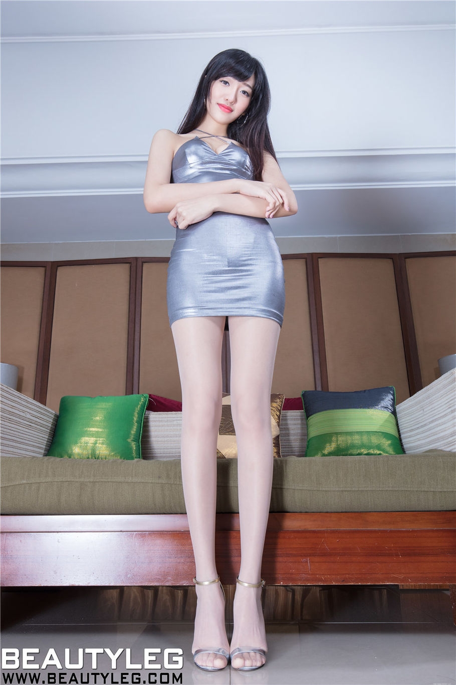 台湾美女Celia私房长腿诱惑写真照