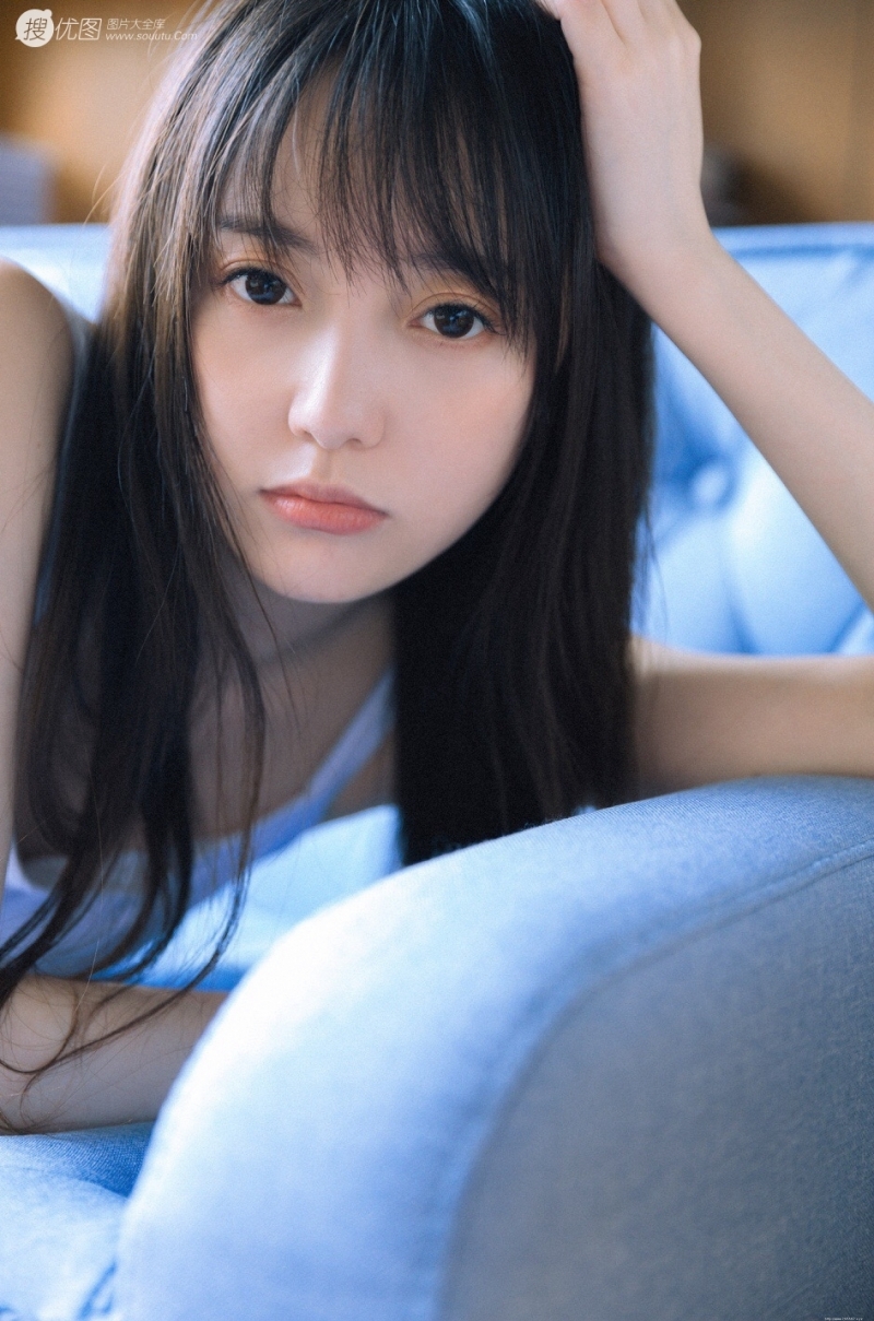 大眼妹妹干净无害美女写真