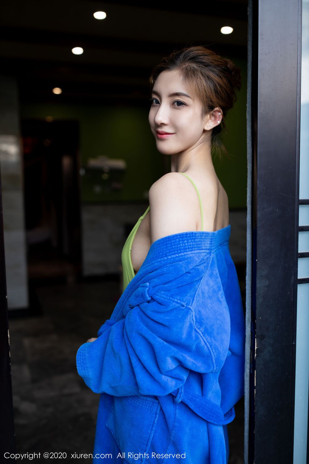 [XiuRen秀人网] 美女模特林文文yooki – 死库水湿身诱惑系列写真 No.2207