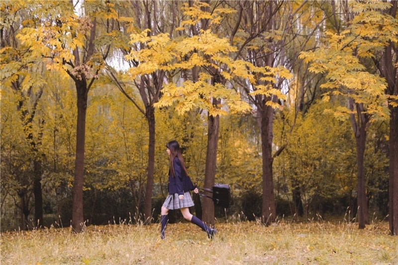 青春靓丽校园女神日系制服写真