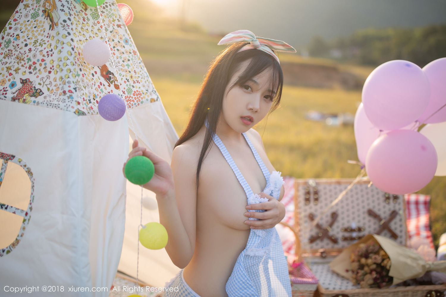 [XIUREN秀人网] 美女模特徐微微mia – 夕阳西下性感野餐系列写真 No.1207