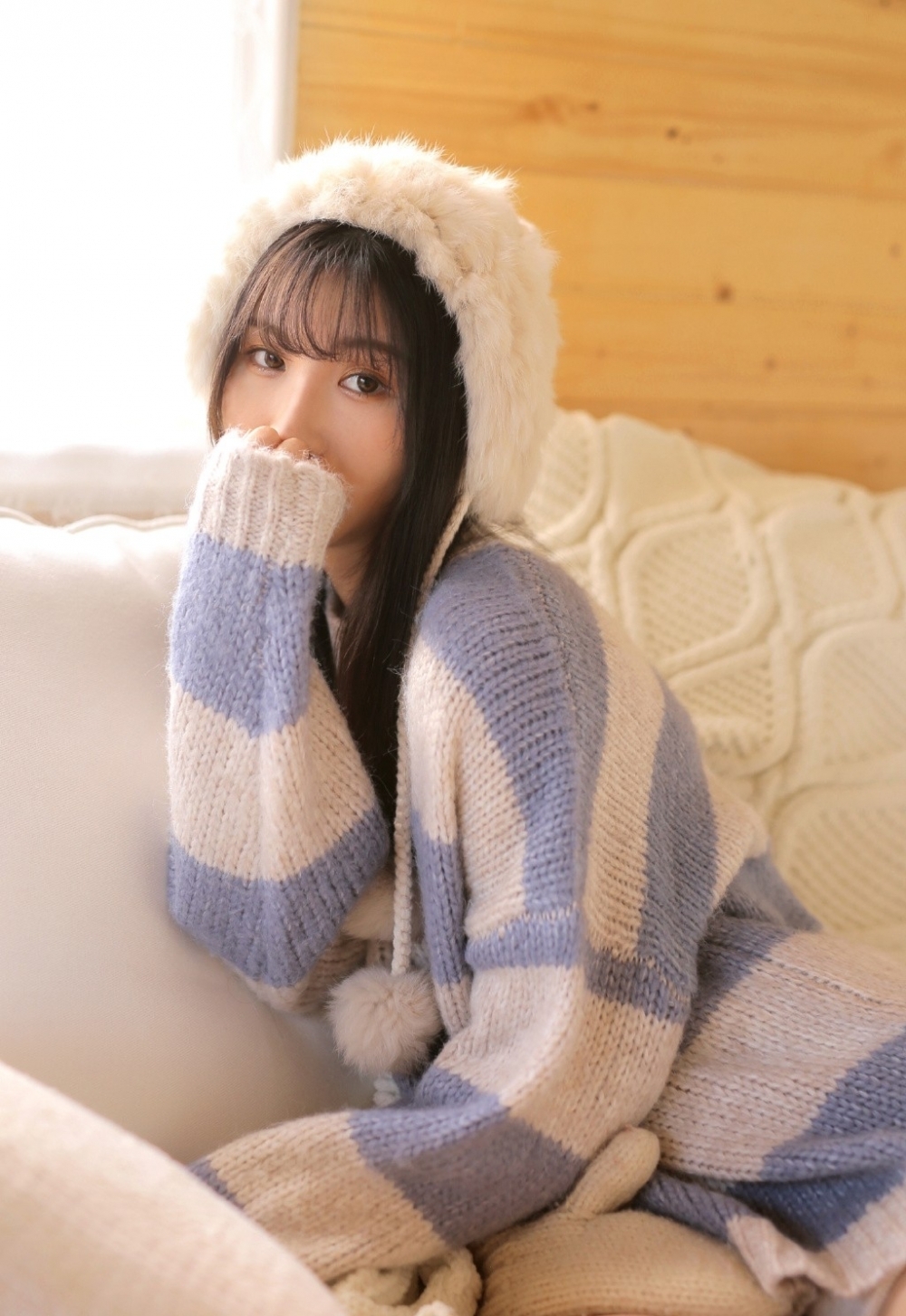 大长腿美少女温柔可人私房写真