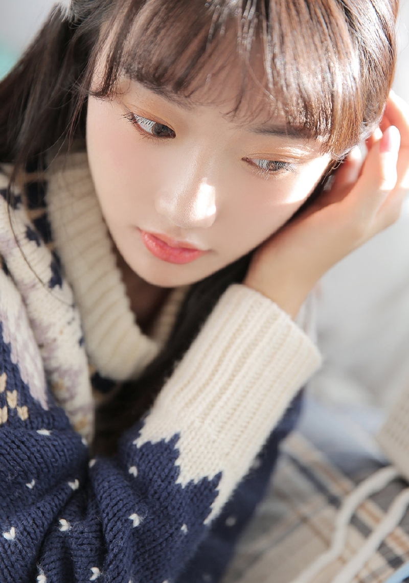 齐刘海萌妹子青春靓丽精选图片