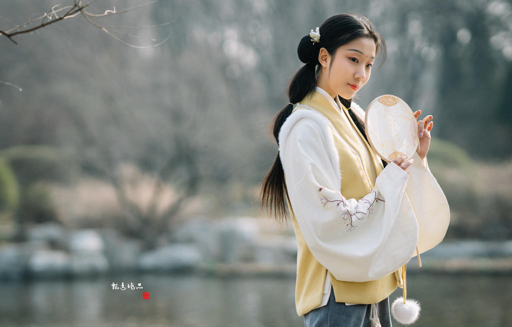 汉服美女清新脱俗唯美古风摄影