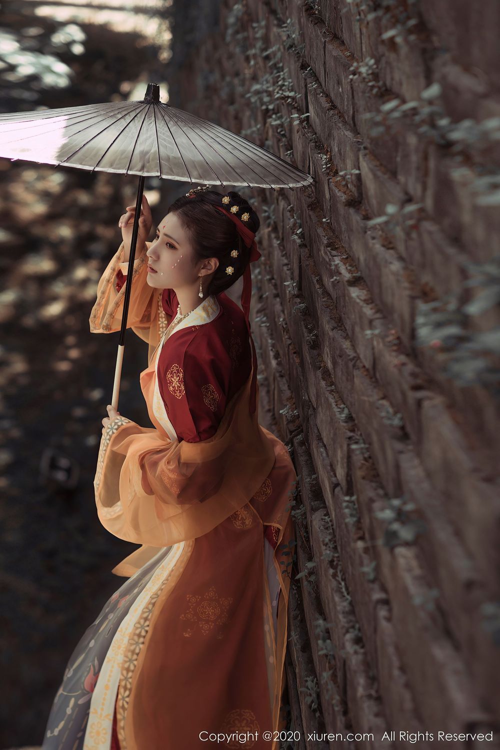 [XIUREN秀人网] 美女模特久久Aimee – 高级女仆+双马尾云南旅拍第一弹 No.2313