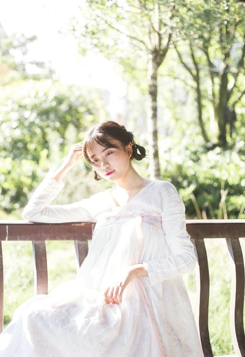 清新脱俗古装美女唯美古风摄影