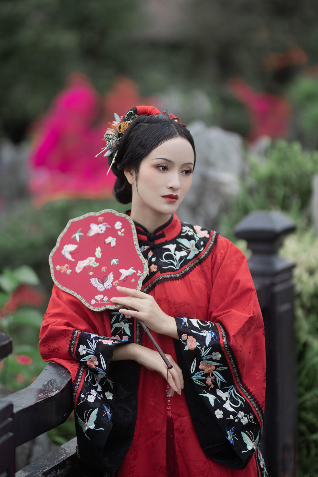 古装美女红妆素裹妩媚妖娆图片